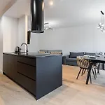 Appartamento Apartmate- Oldtown Sienna Grobla Comfy Sauna & Free Gym Danzica