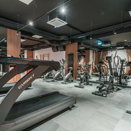 Apartmate- Oldtown Sienna Grobla Comfy Sauna & Free Gym Апартаменты *