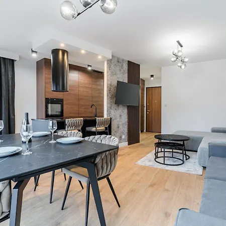 Apartment Apartmate- Oldtown Sienna Grobla Comfy Sauna & Free Gym