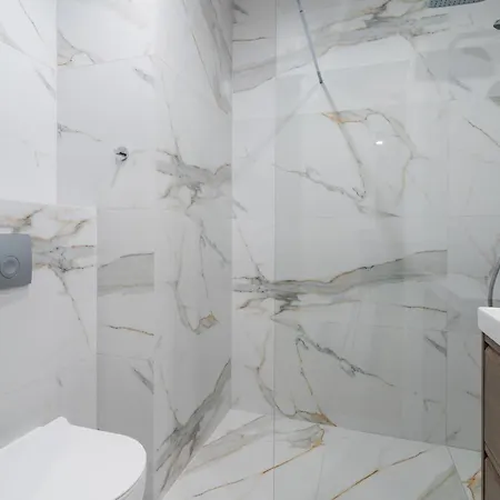 Apartmate- Oldtown Sienna Grobla Comfy Sauna & Free Gym